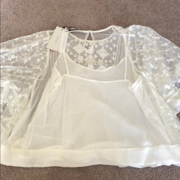 🆕 Zara Basic Collection Cream Eyelet Shirt - Picture 5 of 6